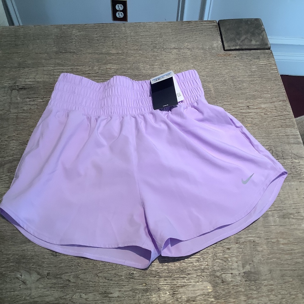 Nike One Dri-Fit Ultra High-Waisted Training Shorts, Size M